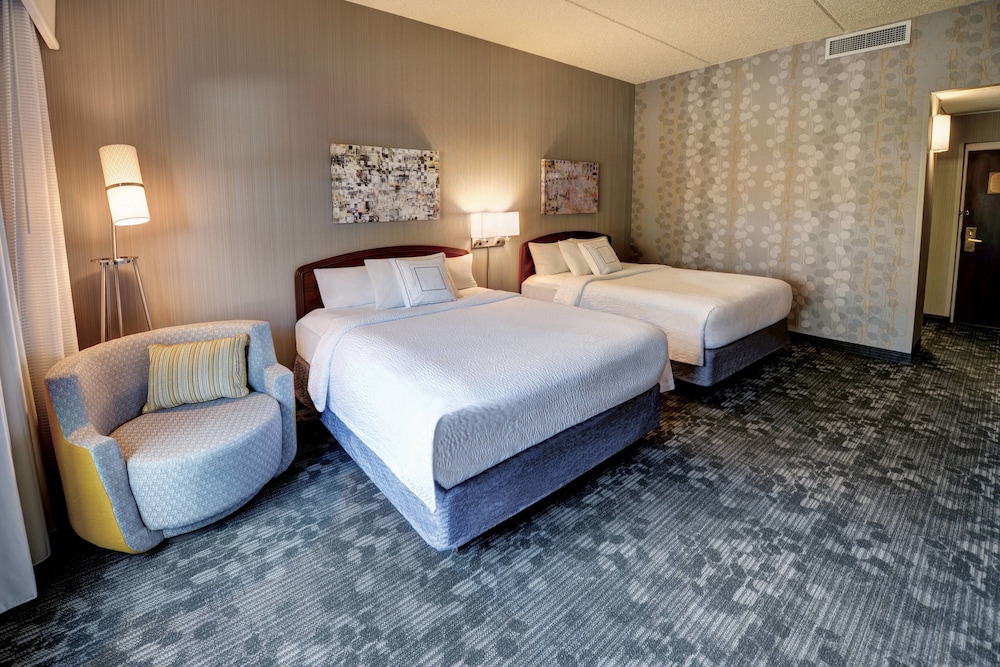 Courtyard by Marriott Wausau - photo 6