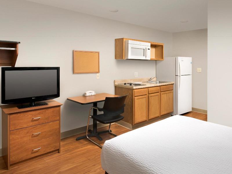 WoodSpring Suites Kansas City Mission - photo 14