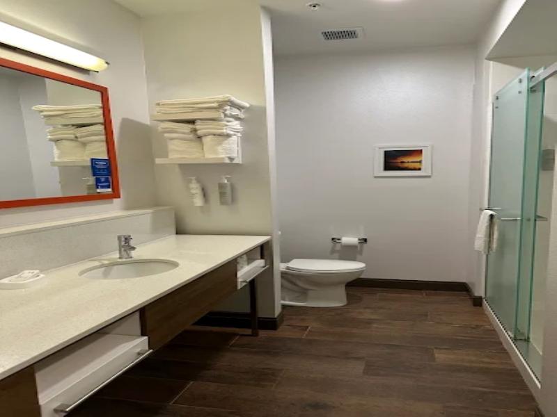 Hampton Inn & Suites Culpeper - photo 23