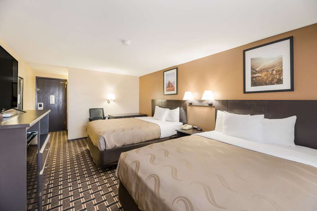 Quality Inn Clovis - carbon neutral hotel in Clovis