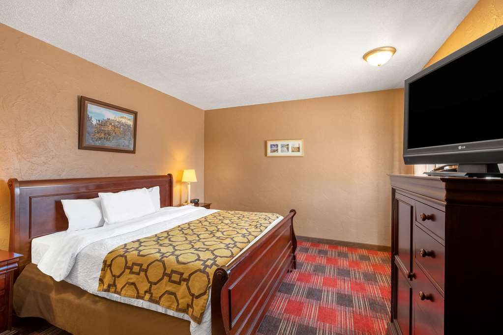 Baymont by Wyndham Spearfish - photo 18