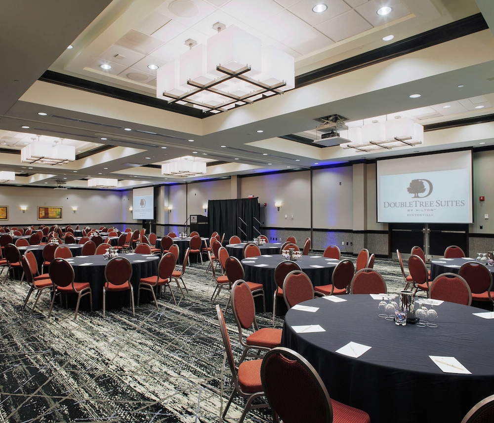 DoubleTree Suites by Hilton Bentonville - photo 41
