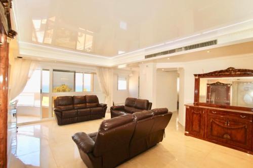 Royal Beach Front Apartments — 4-Star Luxury Hotel in Netanya, Israel