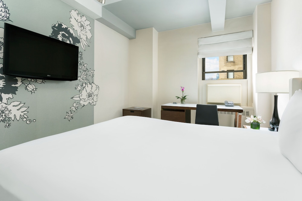 Stewart Hotel - photo 8