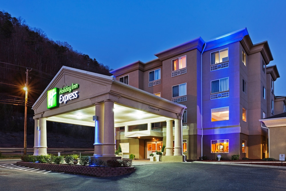 Holiday Inn Express Hotel & Suites Pikeville by IHG - photo 47