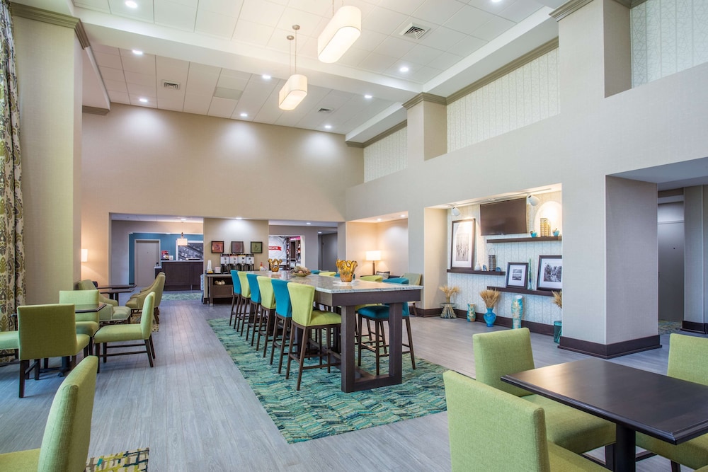 Hampton Inn & Suites Yonkers Westchester - photo 3
