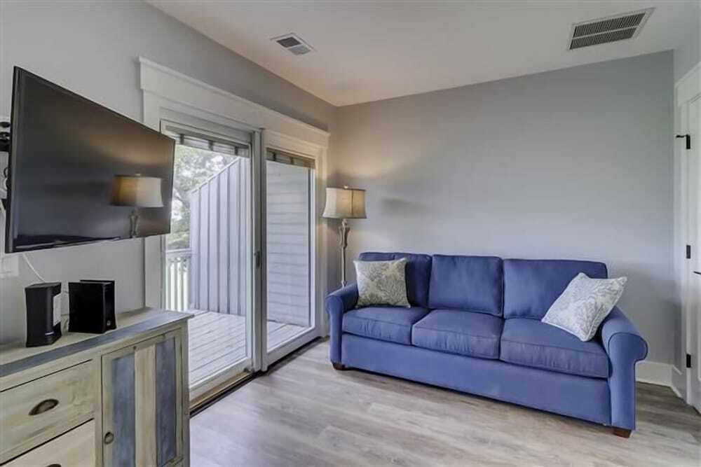 37 Lighthouse Lane at The Sea Pines Resort - photo 3