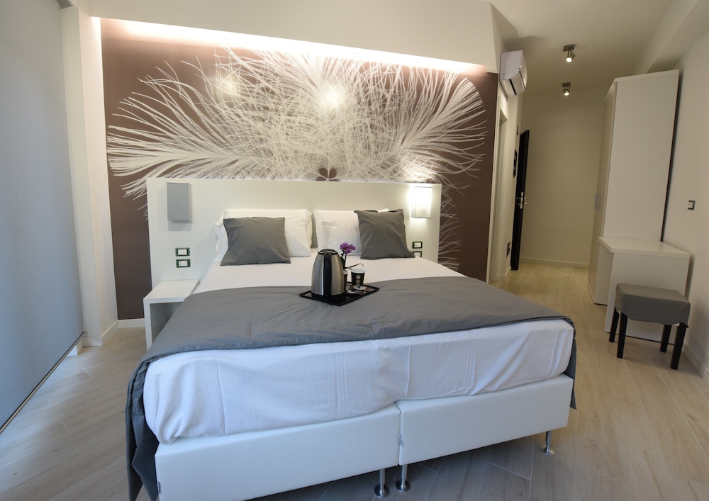 Duca's House — 4-Star Luxury Hotel in Rome, Italy