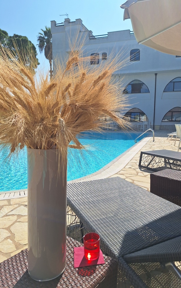 Villa Donna Lisa Wine Hotel — hotel in Salice Salentino