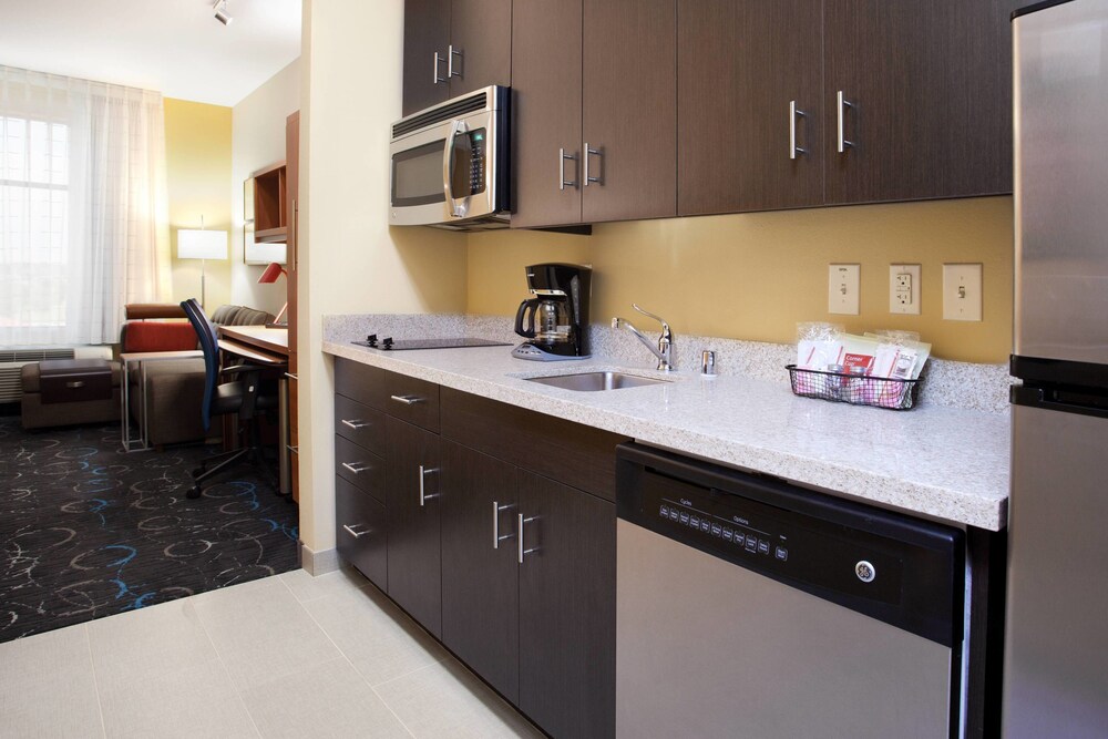TownePlace Suites by Marriott Carlsbad - photo 7