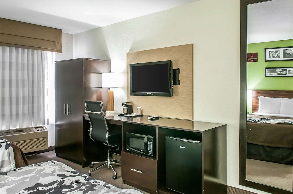 Garner Hotel Albuquerque Airport by IHG - photo 19