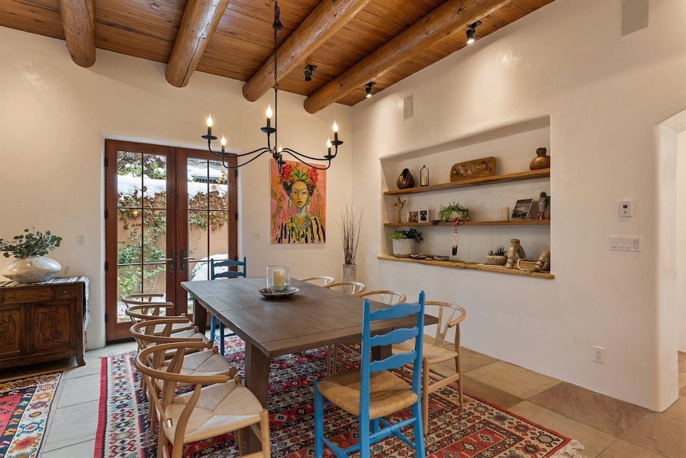 La Joya Spacious and Historic Downtown Jewel - photo 20