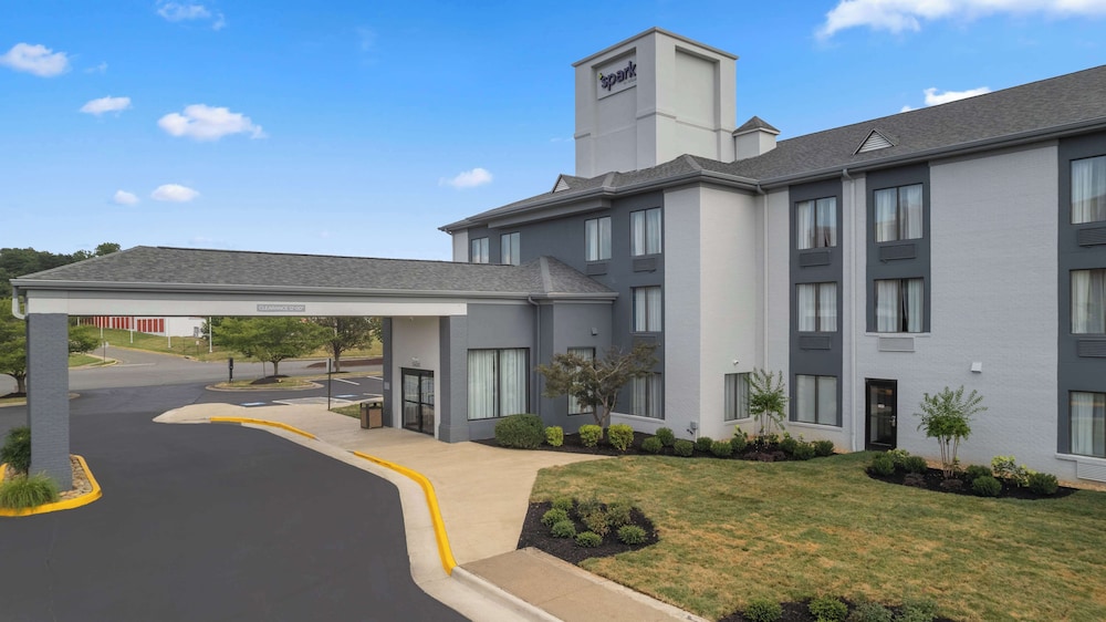 Spark by Hilton Fredericksburg Southpoint - photo 25