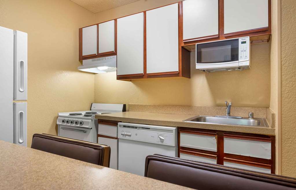 Extended Stay America Select Suites Atlanta Alpharetta Norpt - photo 39