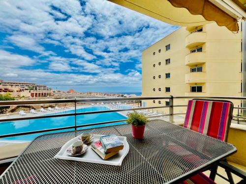 Poolside Paradise - last minute hotel in Adeje