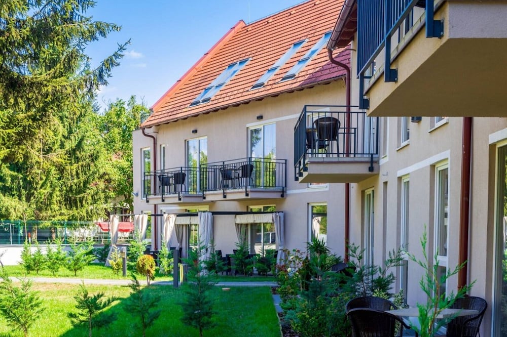 Fresh Hotel - carbon neutral hotel in Siofok