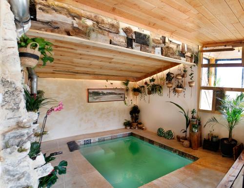 Ecolieu Silenciane - last minute hotel in Unknown City