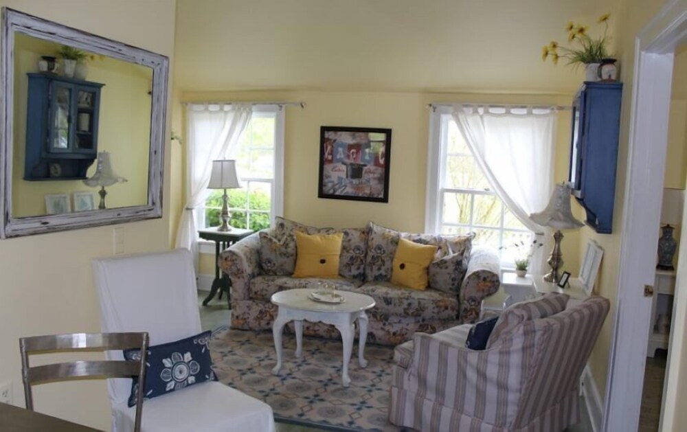 Hope and Glory Inn and Vineyard - photo 26