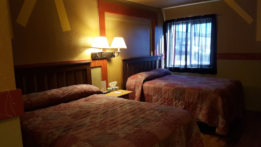 Earth Inn Motel - photo 20