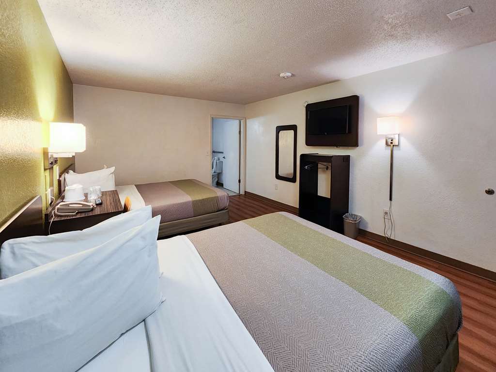 Motel 6 Baytown TX Baytown East - photo 11