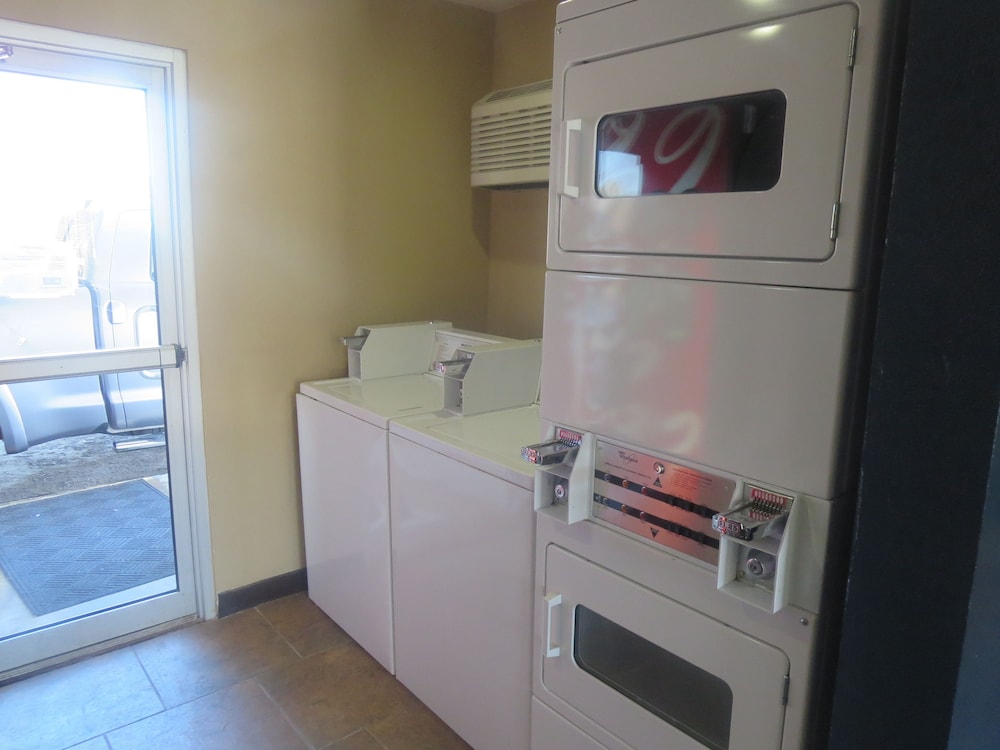 Howard Johnson by Wyndham Odessa TX - photo 29