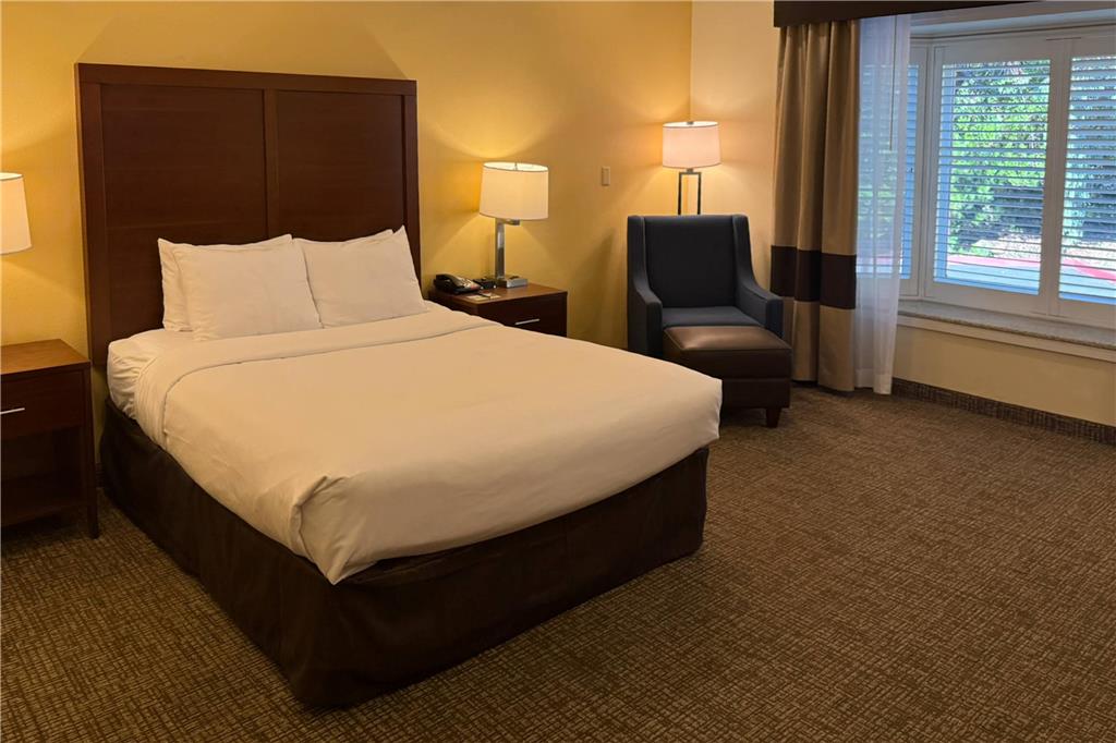 Comfort Inn Monterey Peninsula Airport - photo 18