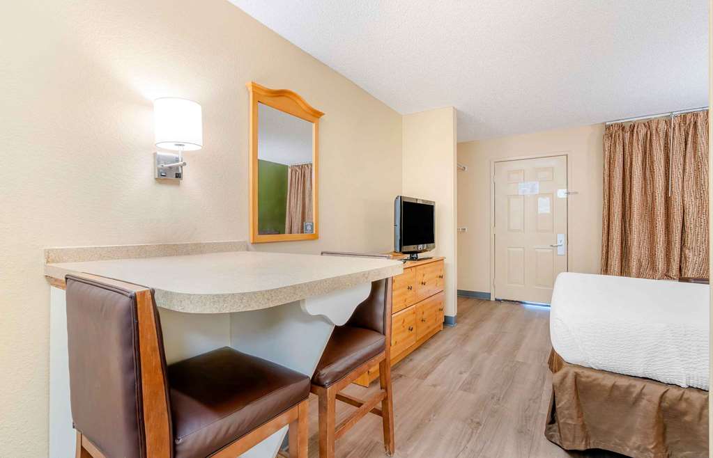 Extended Stay America Suites Portland Tigard - photo 11