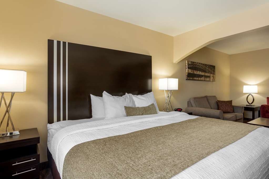 Best Western Plus Capital Inn - photo 13