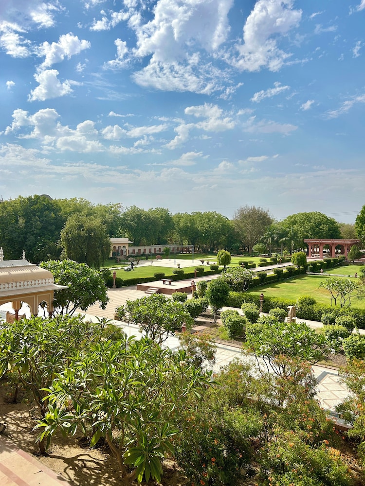 Umaid Palace An Organic Retreat — Dausa