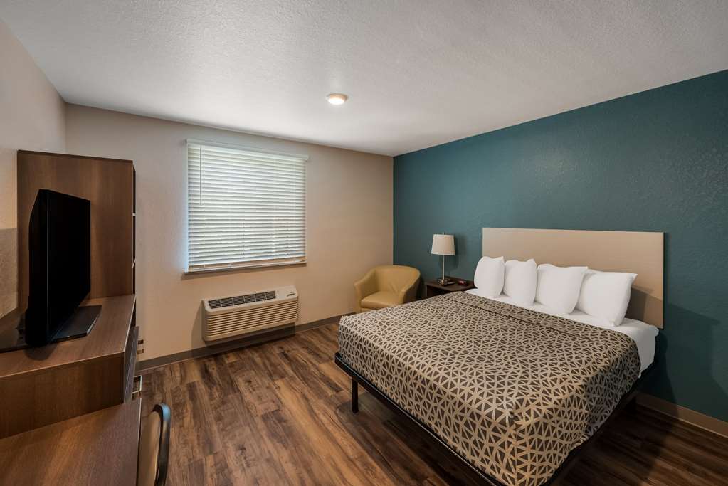 Woodspring Suites West Palm Beach - photo 14