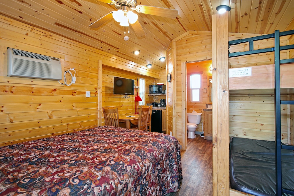 Whalers Rest RV & Camping Resort - photo 8