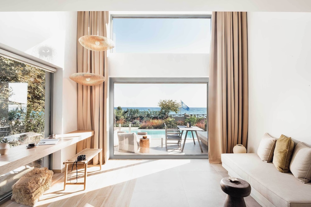 Cavo Delea Villas And Suites — 4-Star Luxury Hotel in Kassandreia, Greece