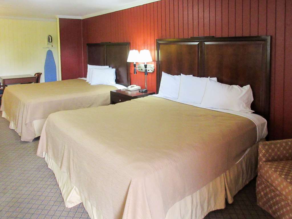 Rodeway Inn Kansas City Downtown Area - photo 10