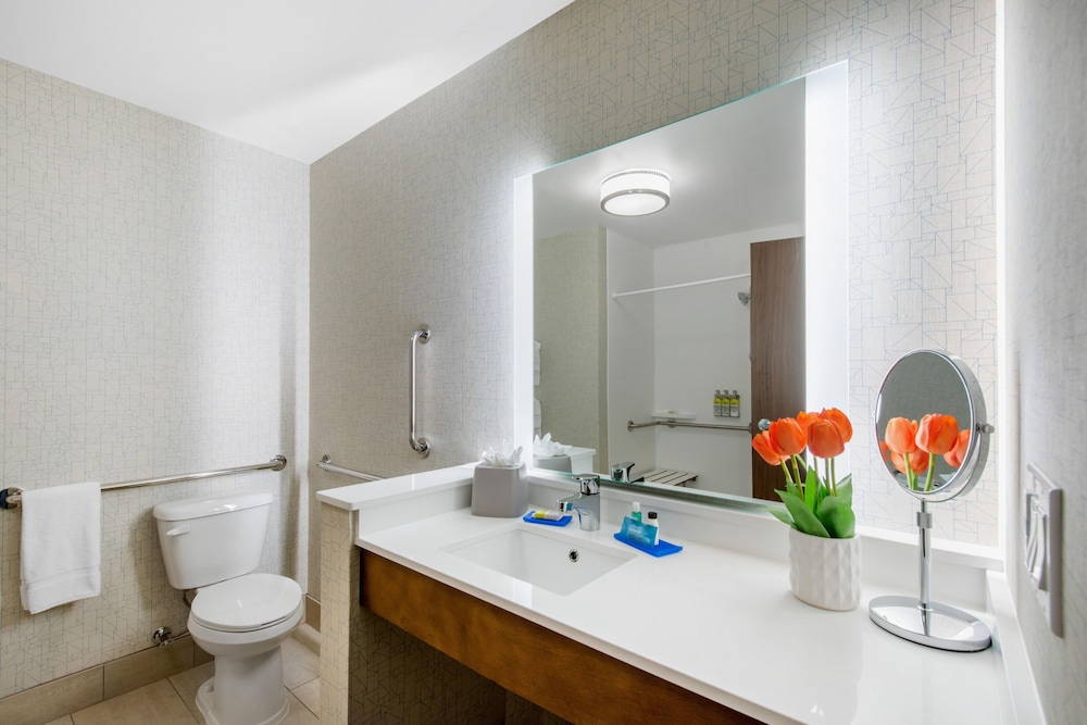 Holiday Inn Express & Suites Wildwood The Villages by IHG - photo 36