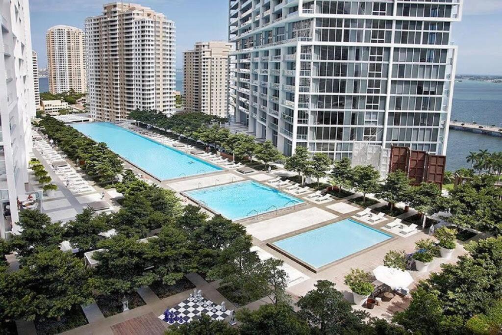 Highest Floor Icon W Brickell Location - last minute hotel in Miami