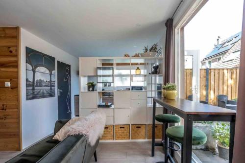 Huisje Tureluur met privé sauna aan natuurgebied — hotel in Zierikzee