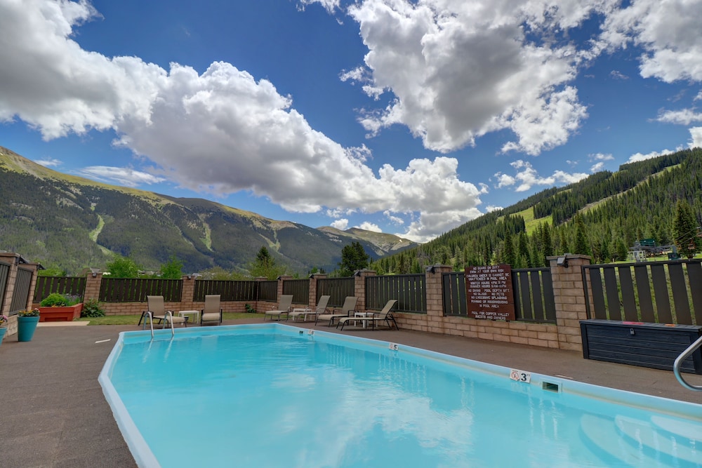 Heated Pool Ski In Walk Out Perfect Hotel Room CV210A by Redawning - photo 9