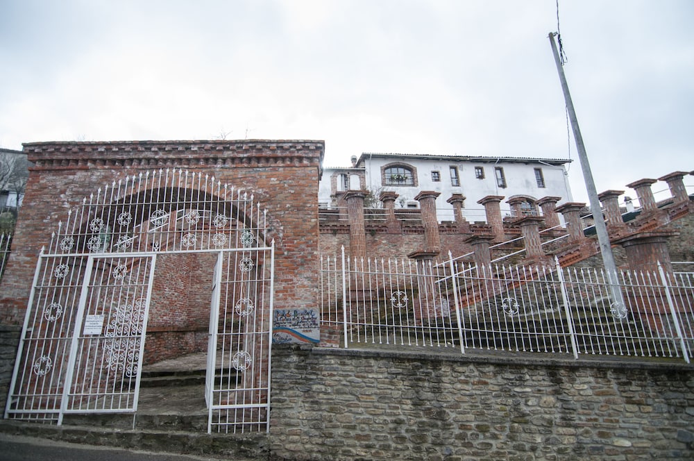 B&B I Colori dell'Arcobaleno — 4-Star Luxury Hotel in Belvedere Langhe, Italy