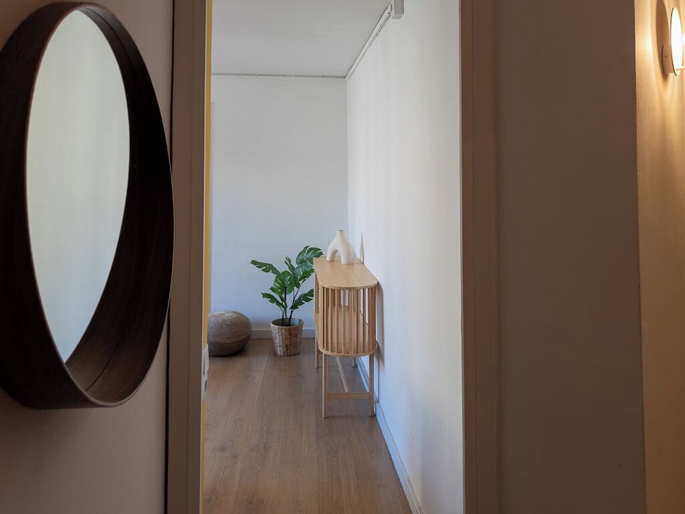 Stay U nique Apartment Rossello II — 4-Star Luxury Hotel in Barcelona, Spain