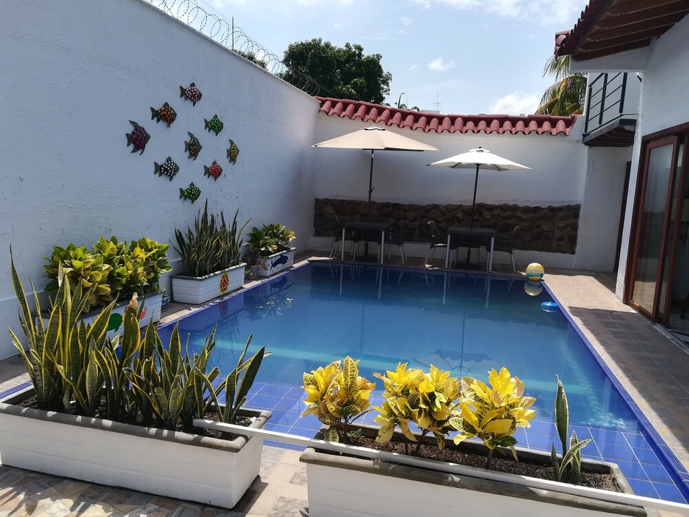 Casona de los Pinto in Girardot City, Colombia