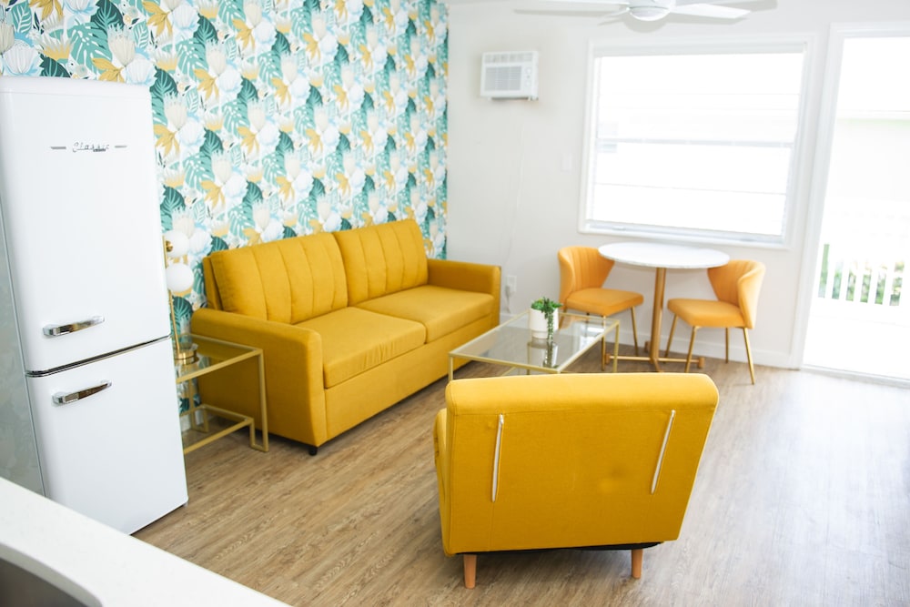 Sunburst Inn - photo 13