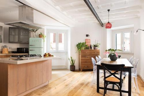 Idyllia Cozy Central Retreat in Trastevere — 4-Star Luxury Hotel in Rome, Italy