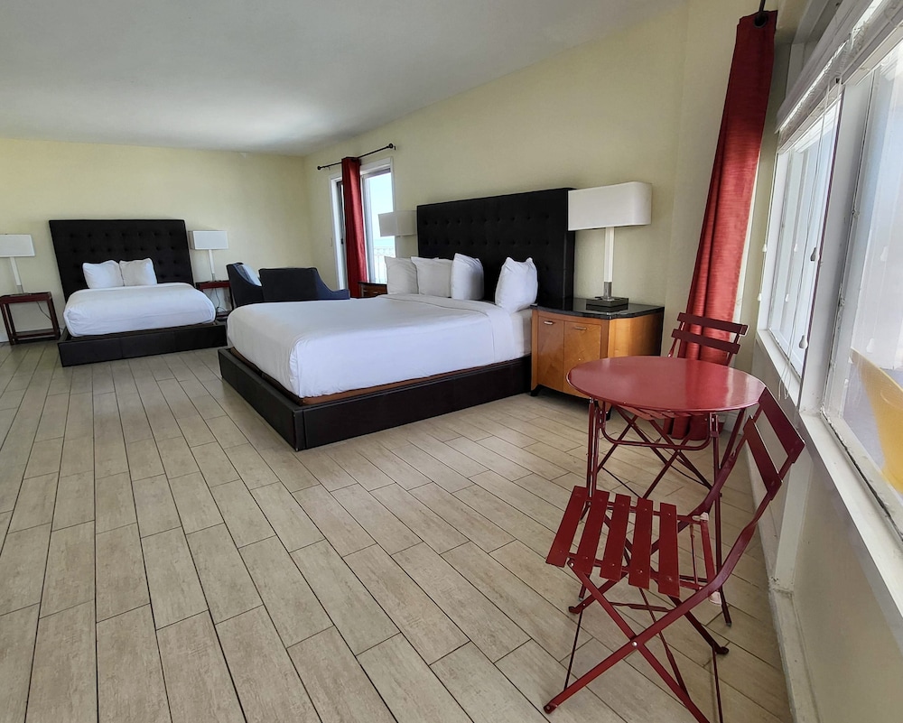 Chateau Mar Beach Resort - photo 22