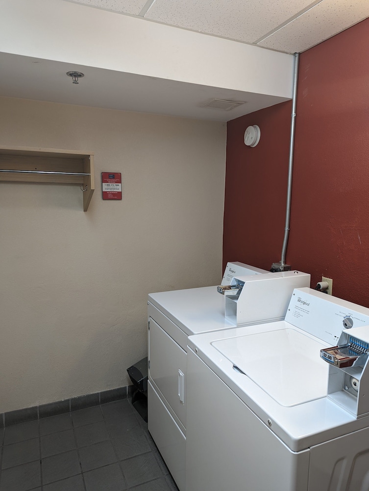 Red Roof Inn San Antonio Airport - photo 23