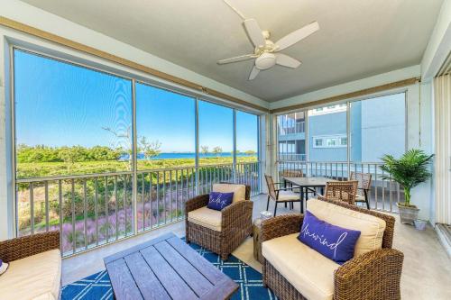 Anglers Bay At One Particular Harbour 392 103 — Bradenton