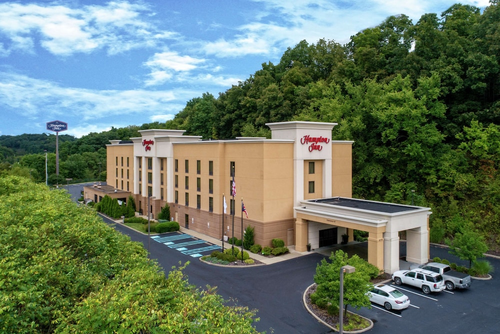 Hampton Inn Cambridge - photo 39
