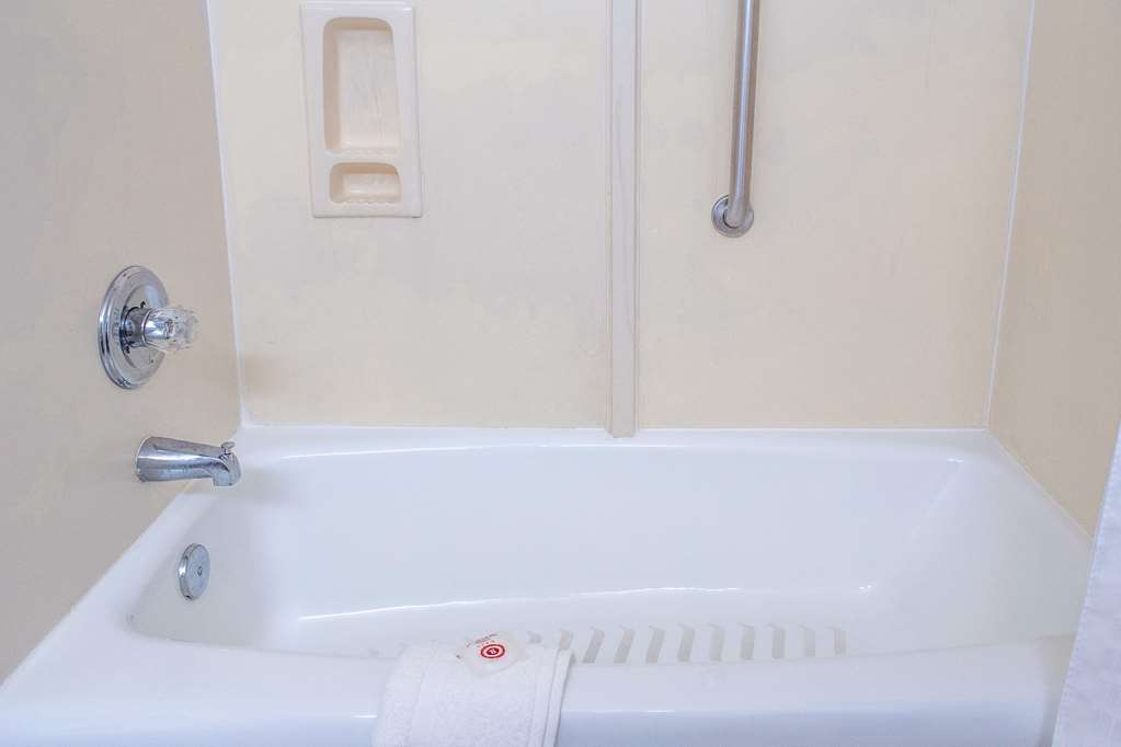 Quality Inn Moore Oklahoma City - photo 12
