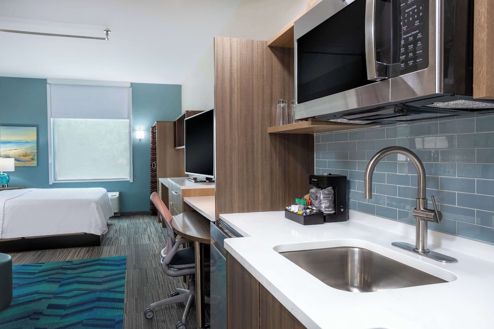 Home2 Suites by Hilton Vero Beach I 95 - photo 16