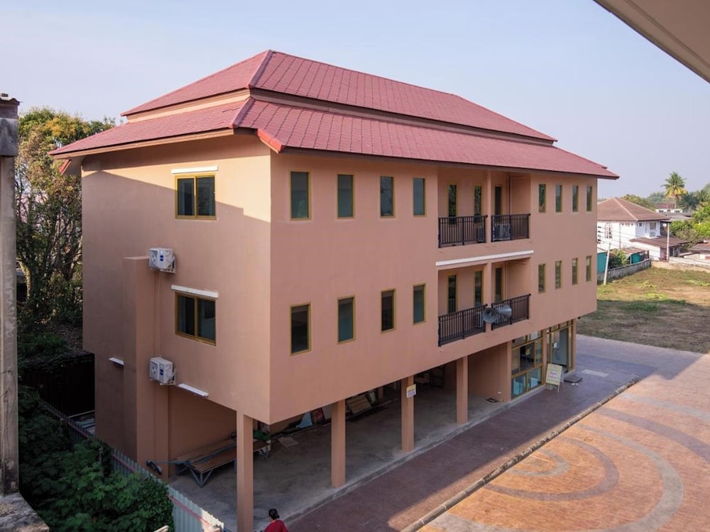 Chiang Kham Ruk Khun Hotel — hotel in Chiang Kham