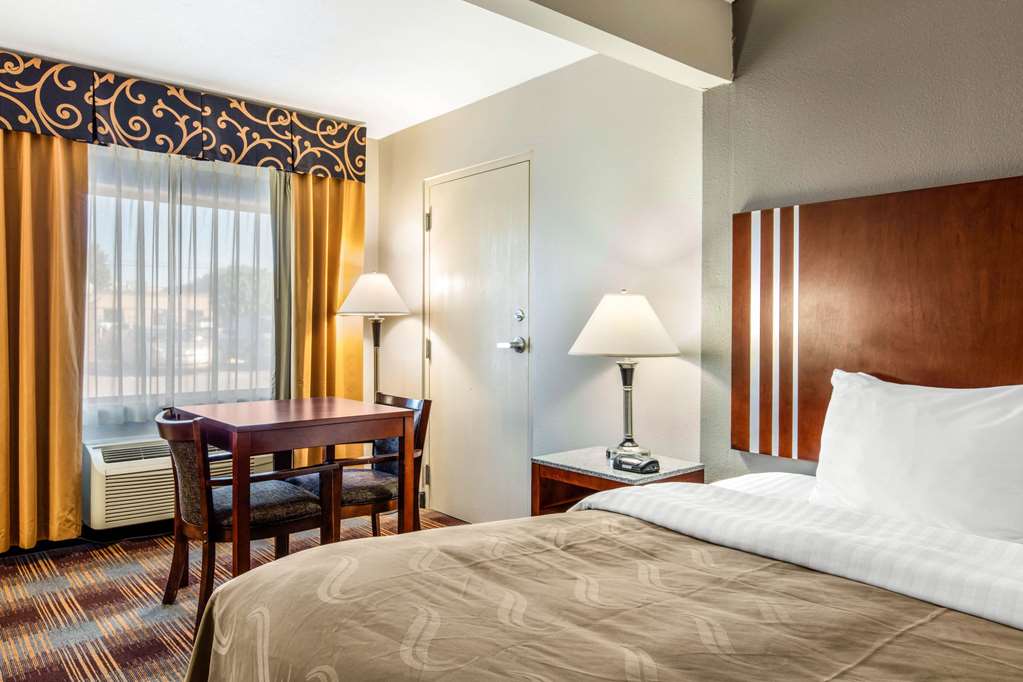 Quality Inn Memphis Airport - photo 10